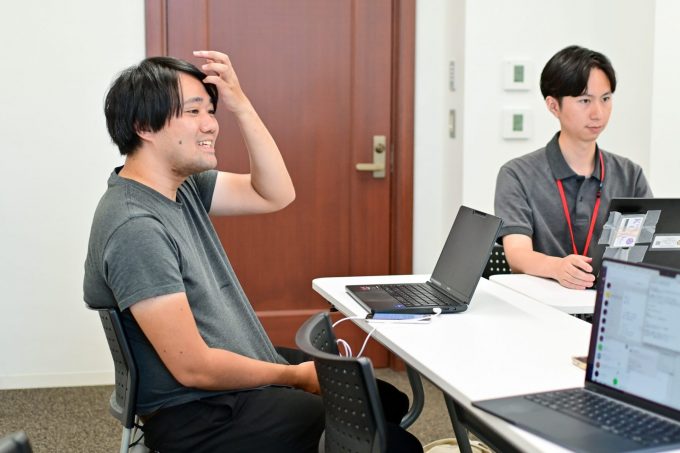 打合せの様子。クリックで拡大表示。